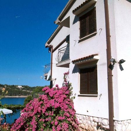 Apartman Marija II Omisalj Bagian luar foto